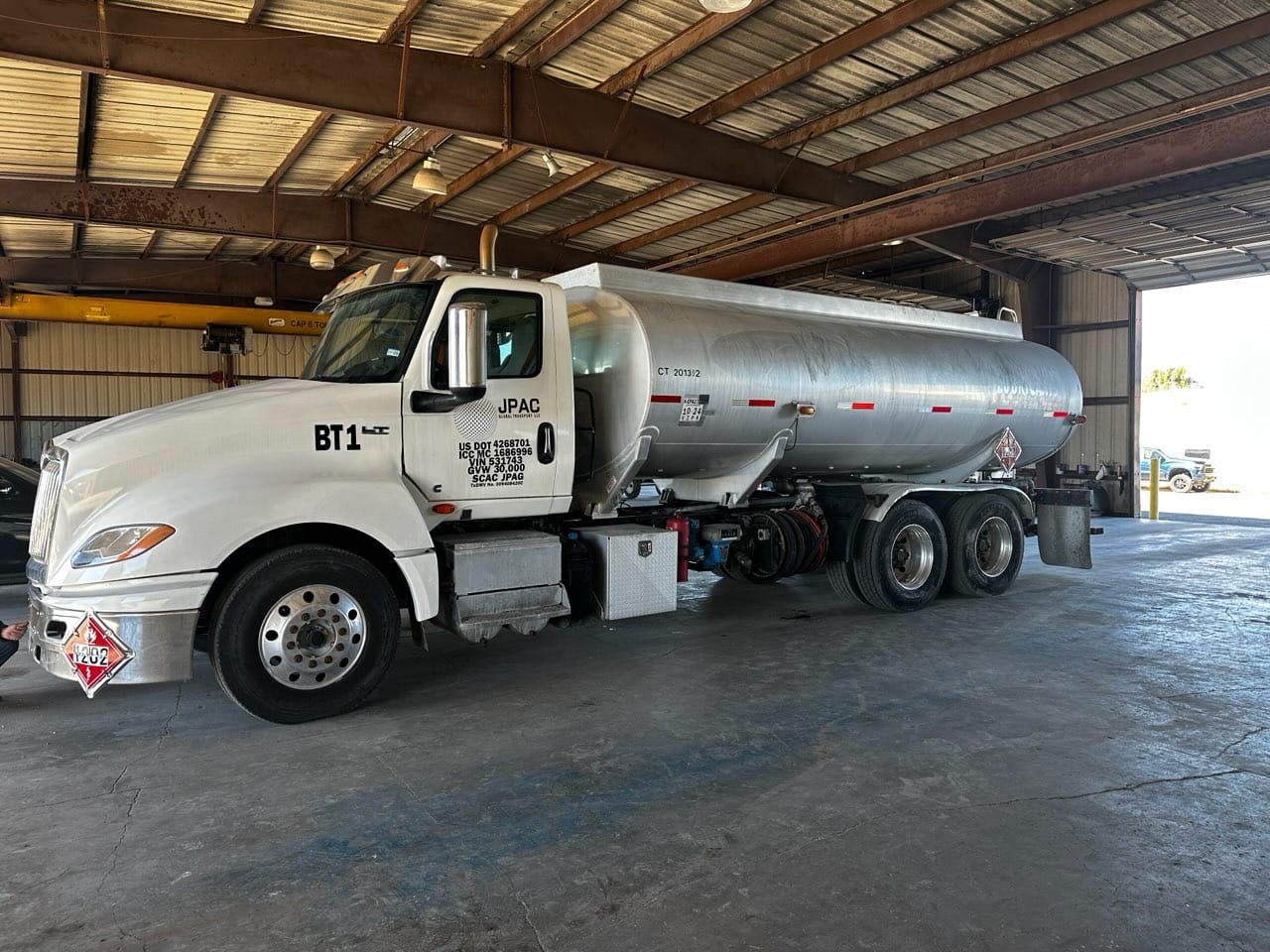 Frac site delivery